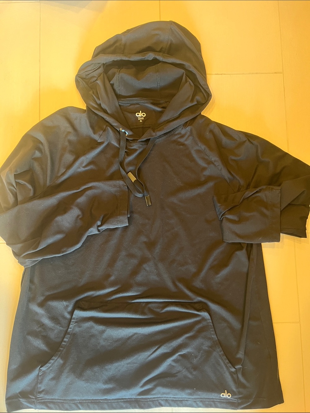 ALO Yoga Men's Black Hooded Pullover Sweatshirt